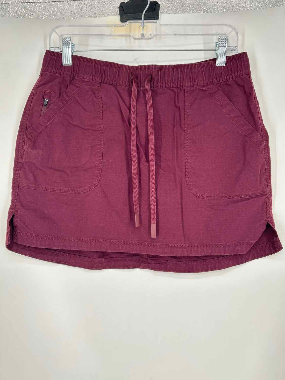Title Nine Size 6 Burgandy Active Skorts