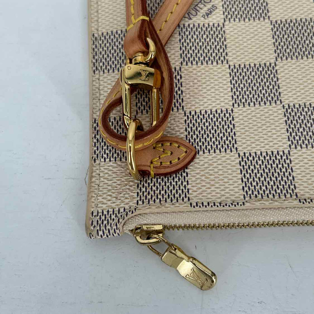 Louis Vuitton Azur Damier Neverfull Pochette Like New LUXURY