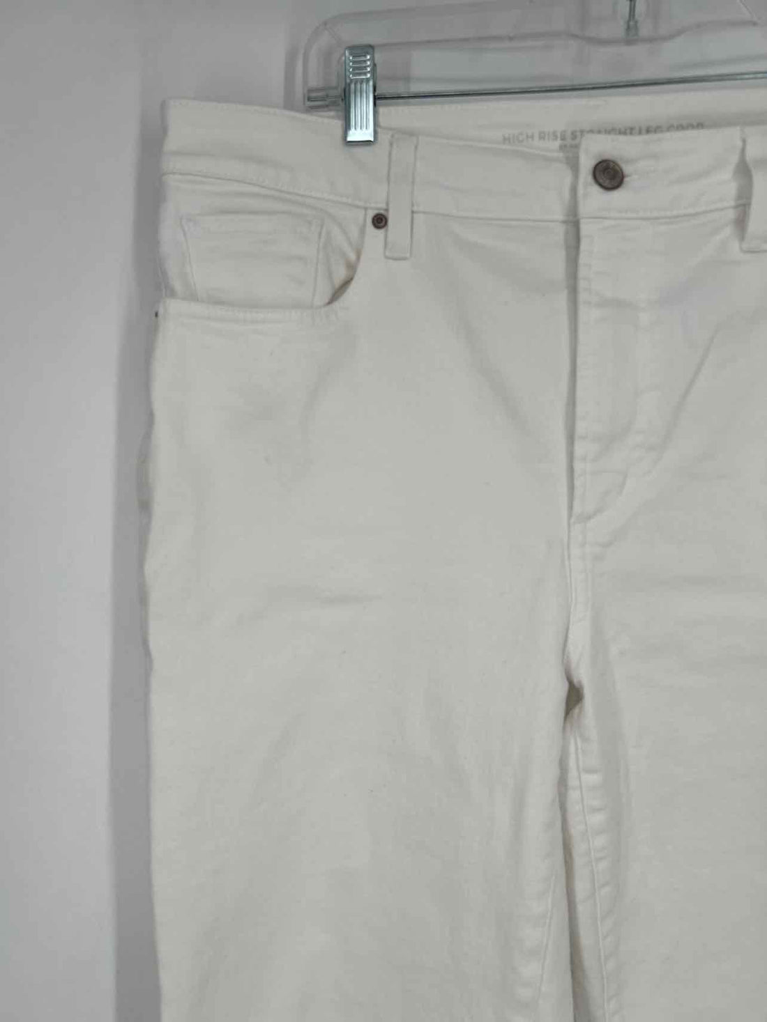 Chicos Size L (2.5) White Pants