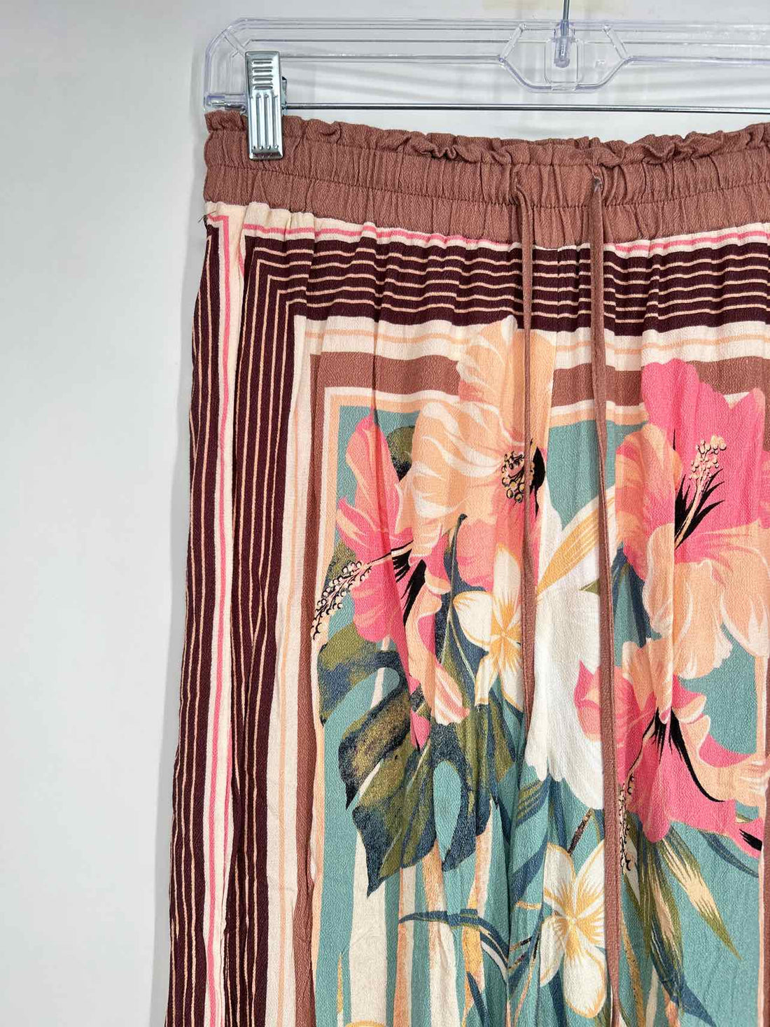 Oneil Size S Brown Floral Pants