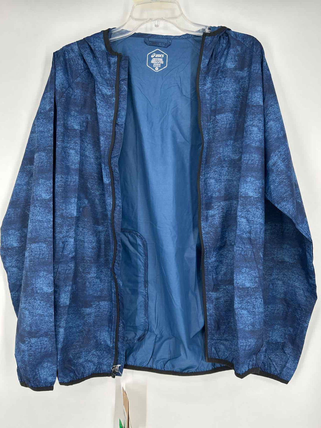 Asics Size M Navy Print NWT Active Jacket