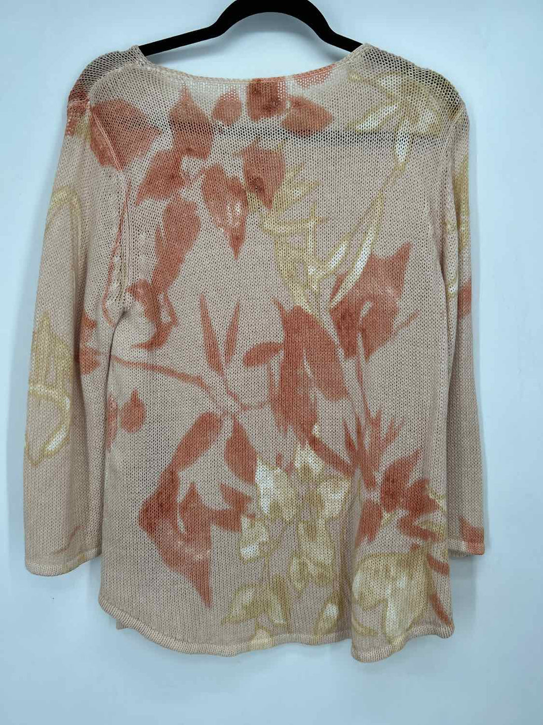 Chicos Size 2(L) Peach Floral Sweater