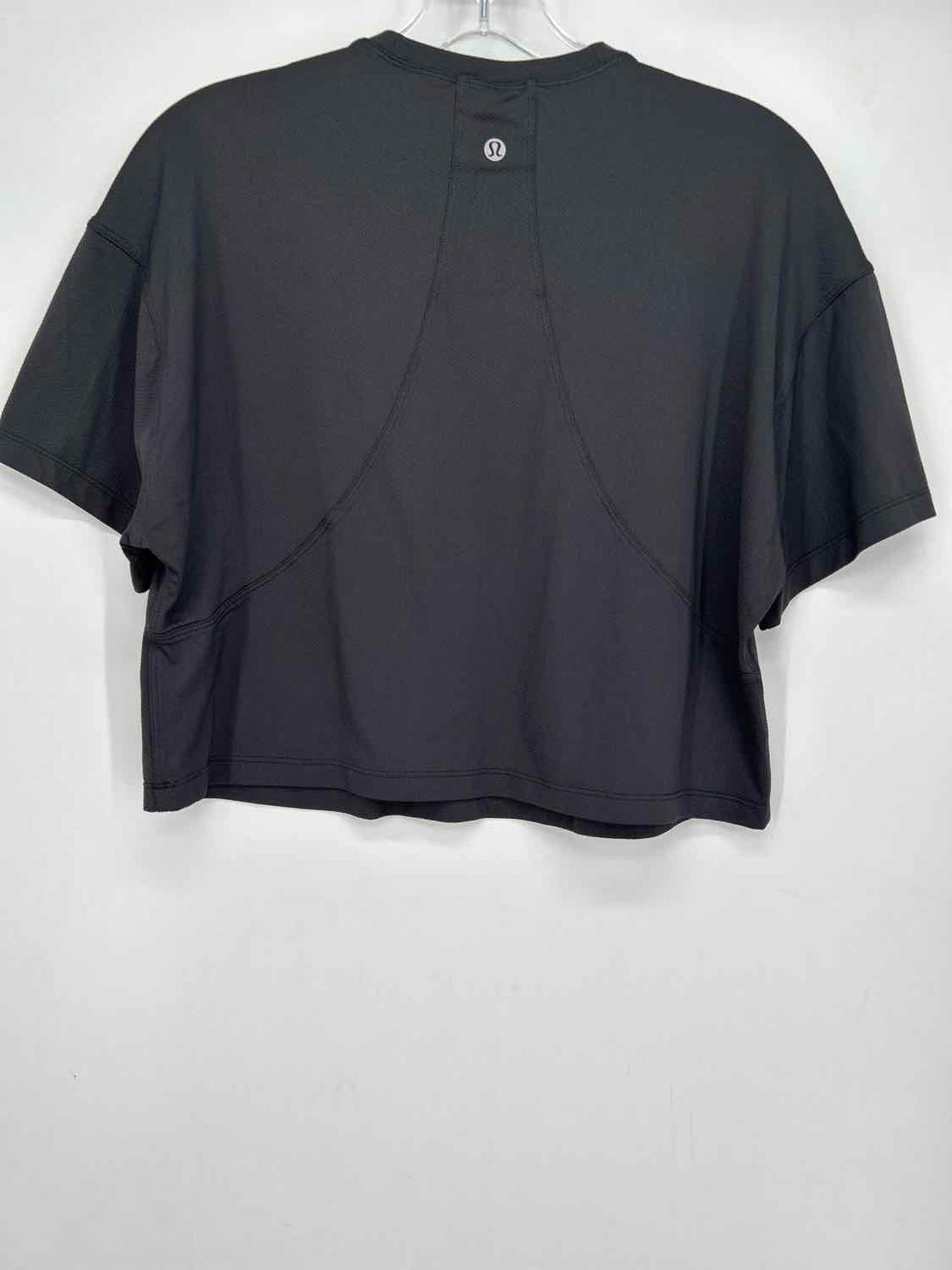 Lululemon Size 6 Dark Gray Short Sleeve Active Tops