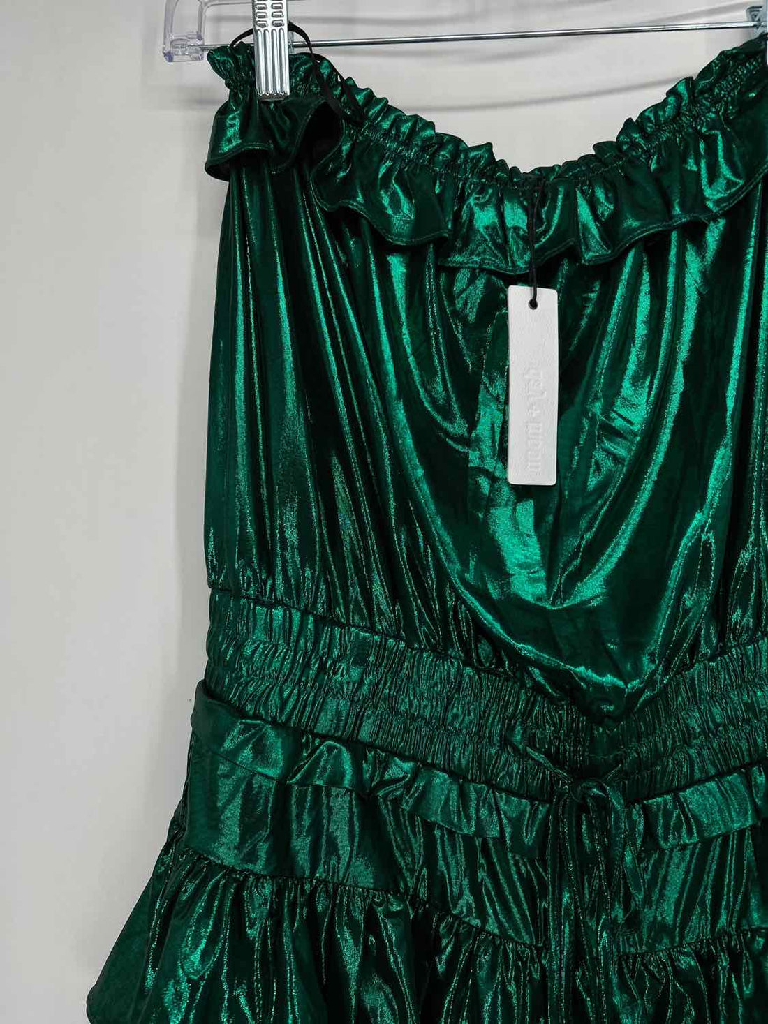 Day & Moon S Green NWT Holiday