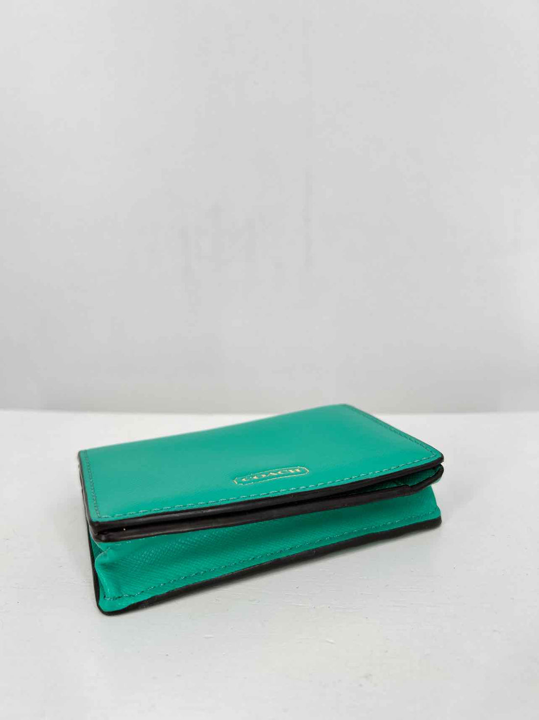 Coach Green Crossgrain Leather Excellent Condition Wallet