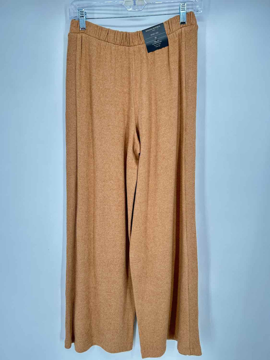 Banana Republic Size XS Camel NWT Pants