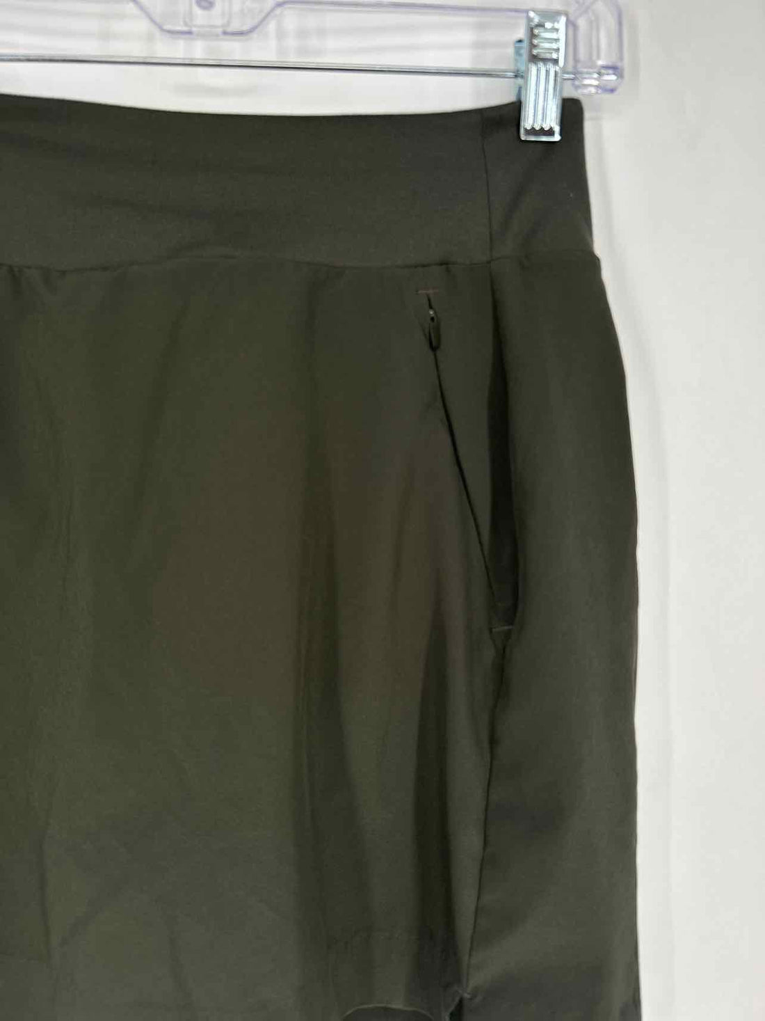 Athleta Size 0 Green Active Skorts