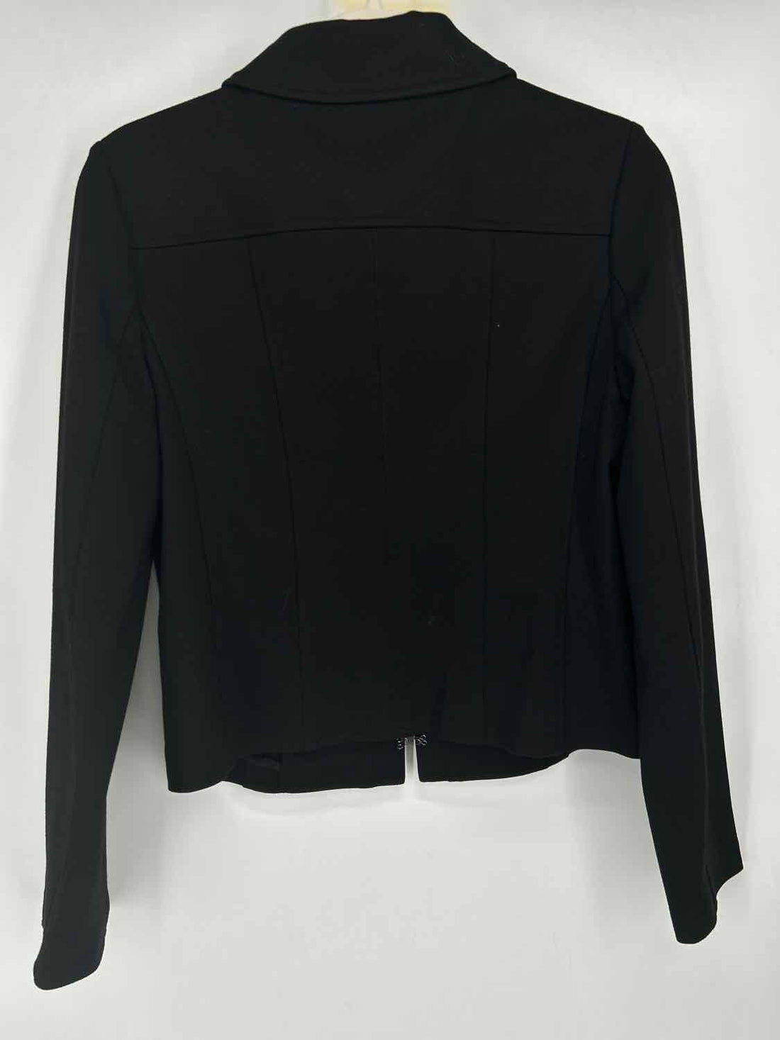 T Tahari Size 8 Black Jacket