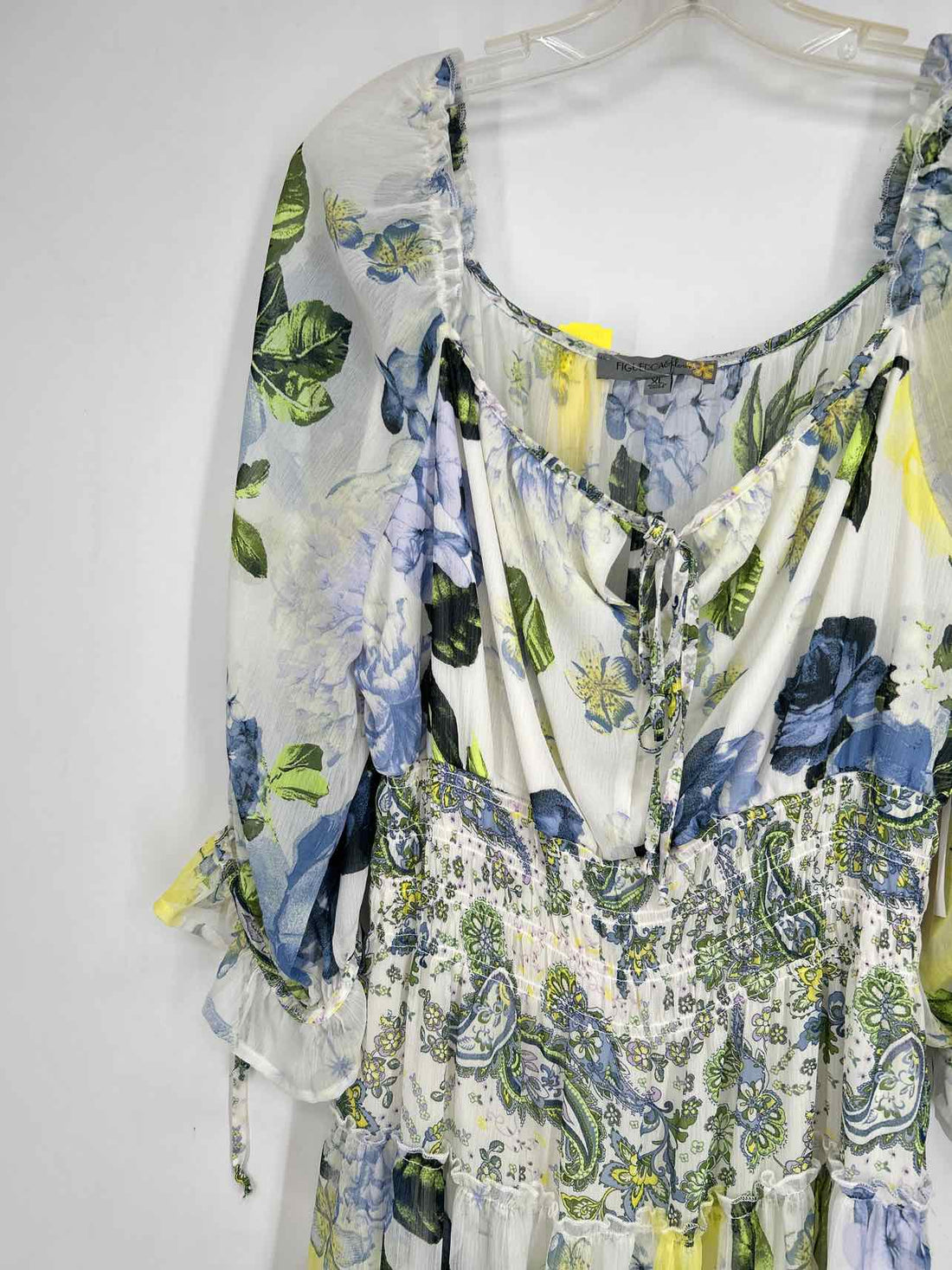 Figueroa & Flower Size XL Ivory Floral NWT Dress