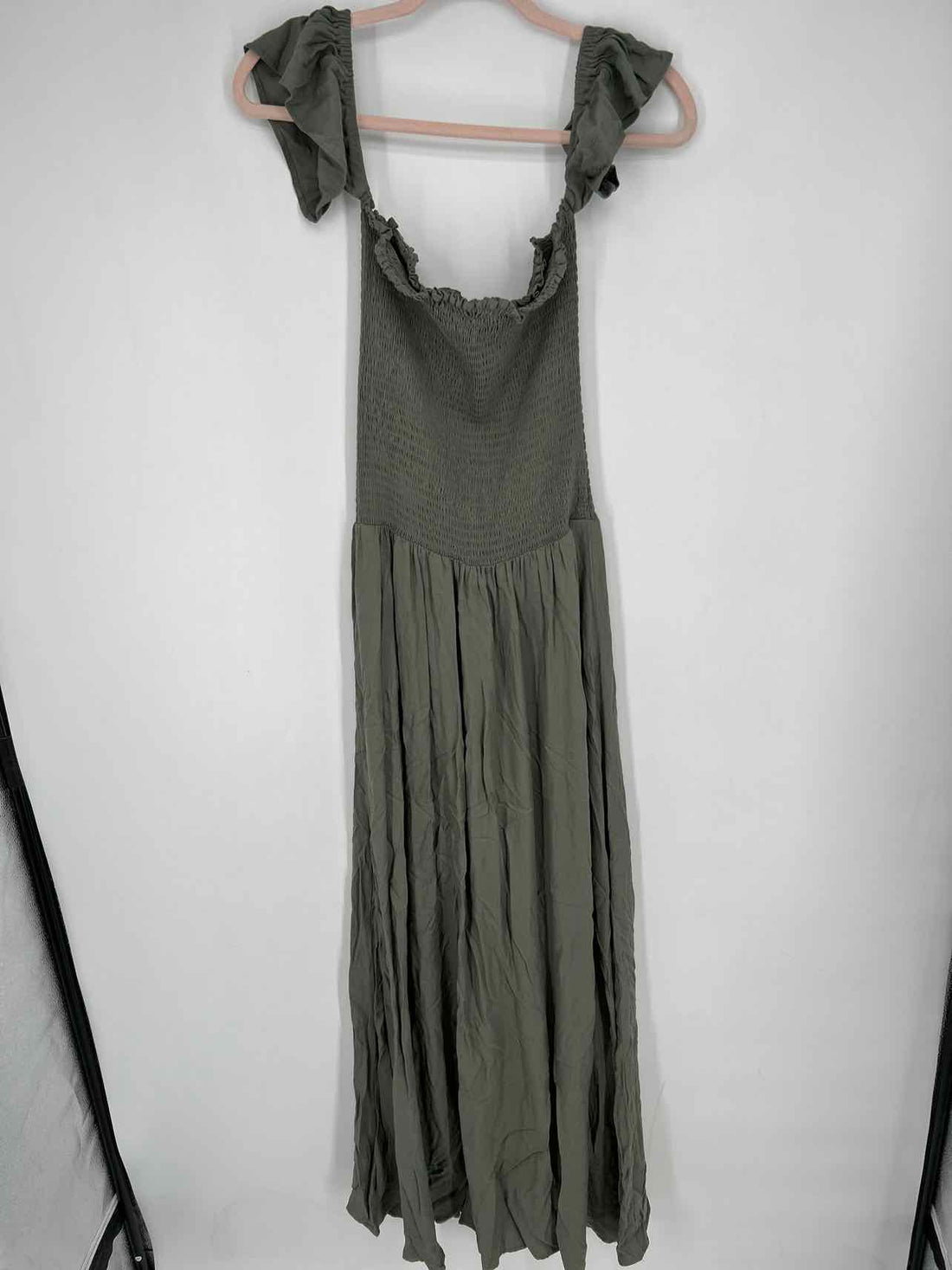 Young Fabulous + Broke Size M Green Sleeveless Dress