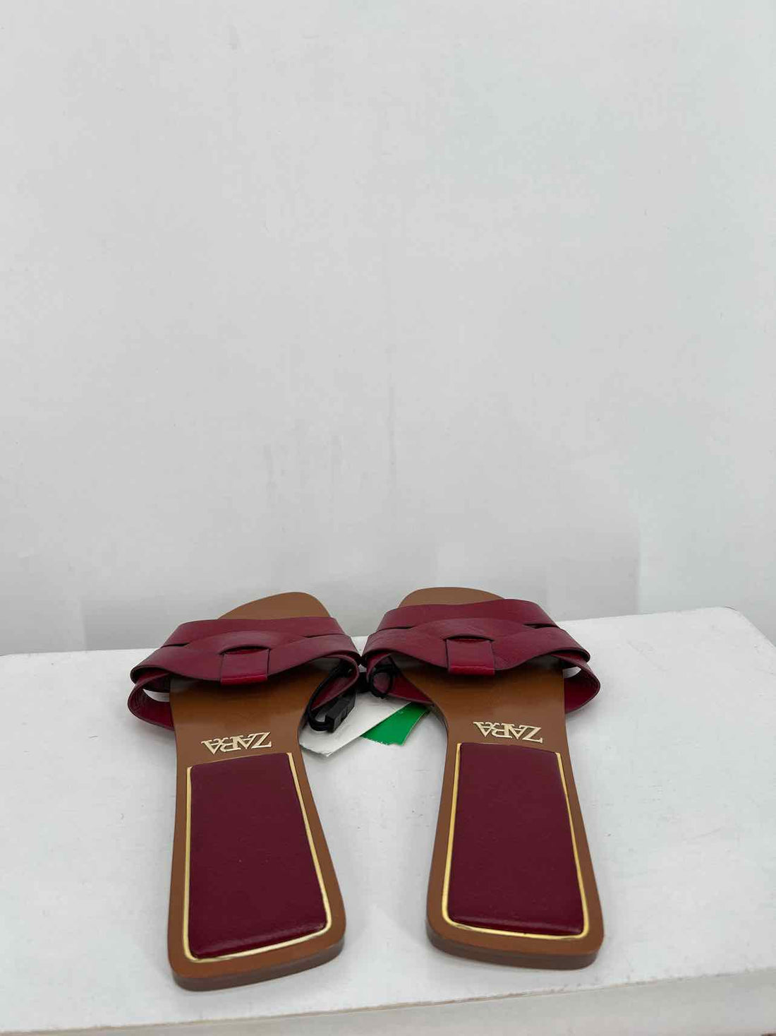 Zara Women Size 40 (9-9.5) Dark Red NWT Sandals