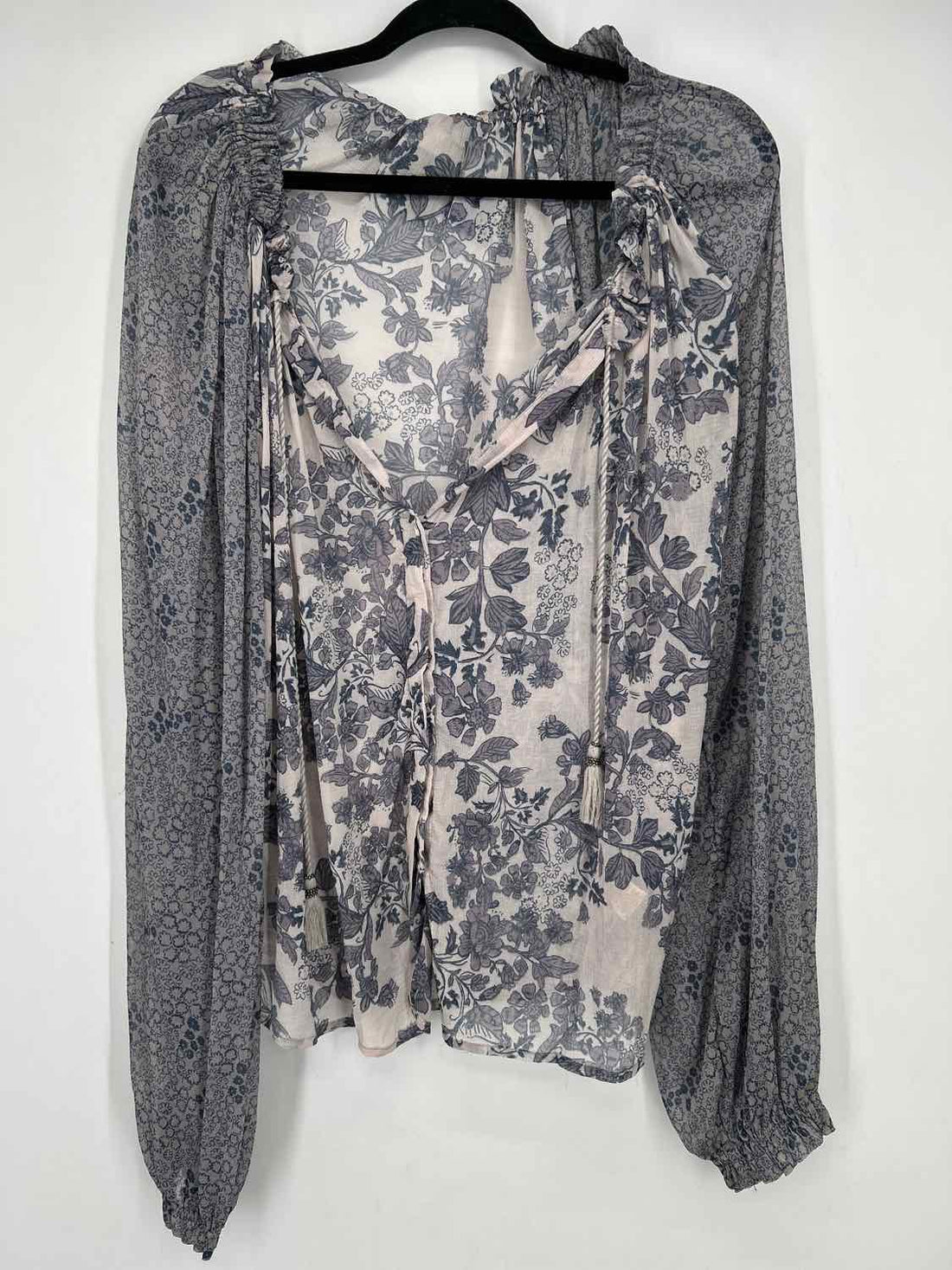 Free People Size L Light Gray & Blue Floral Long Sleeve