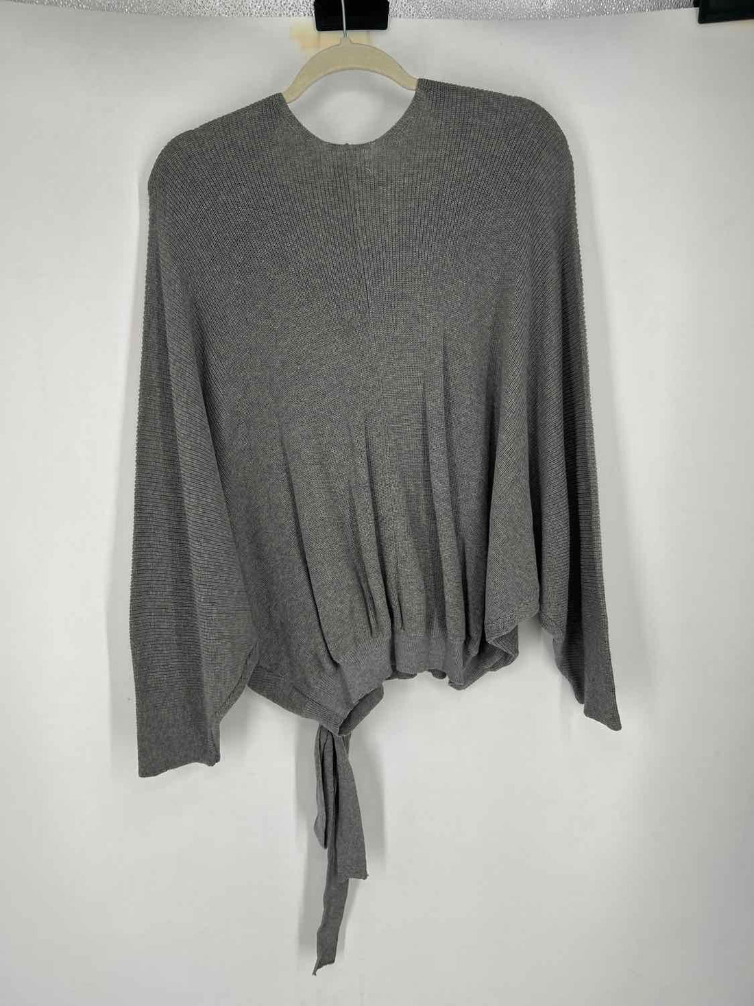 Umgee Size M Gray NWT Sweater