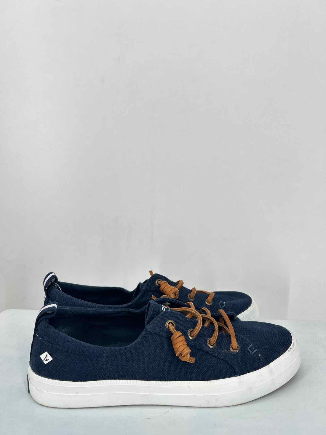 Sperry Women Size 7.5 Navy Sneakers