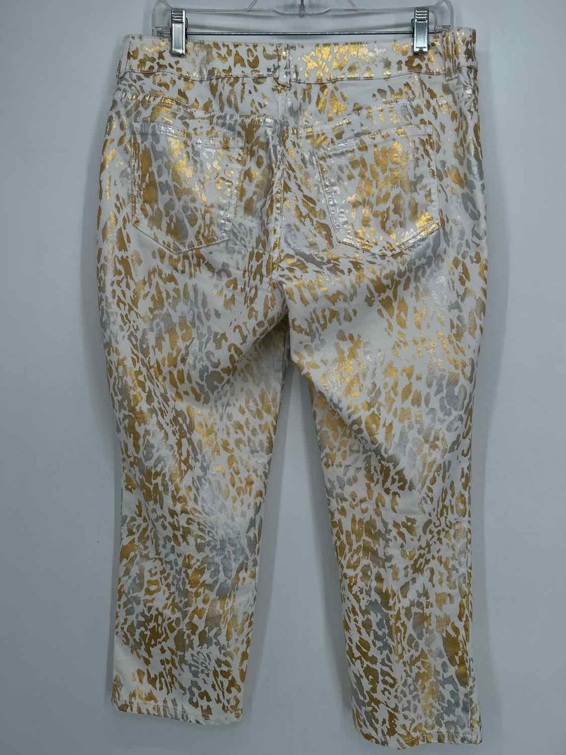 Chicos Size 1.5 (10) White Silver & Gold Jeans