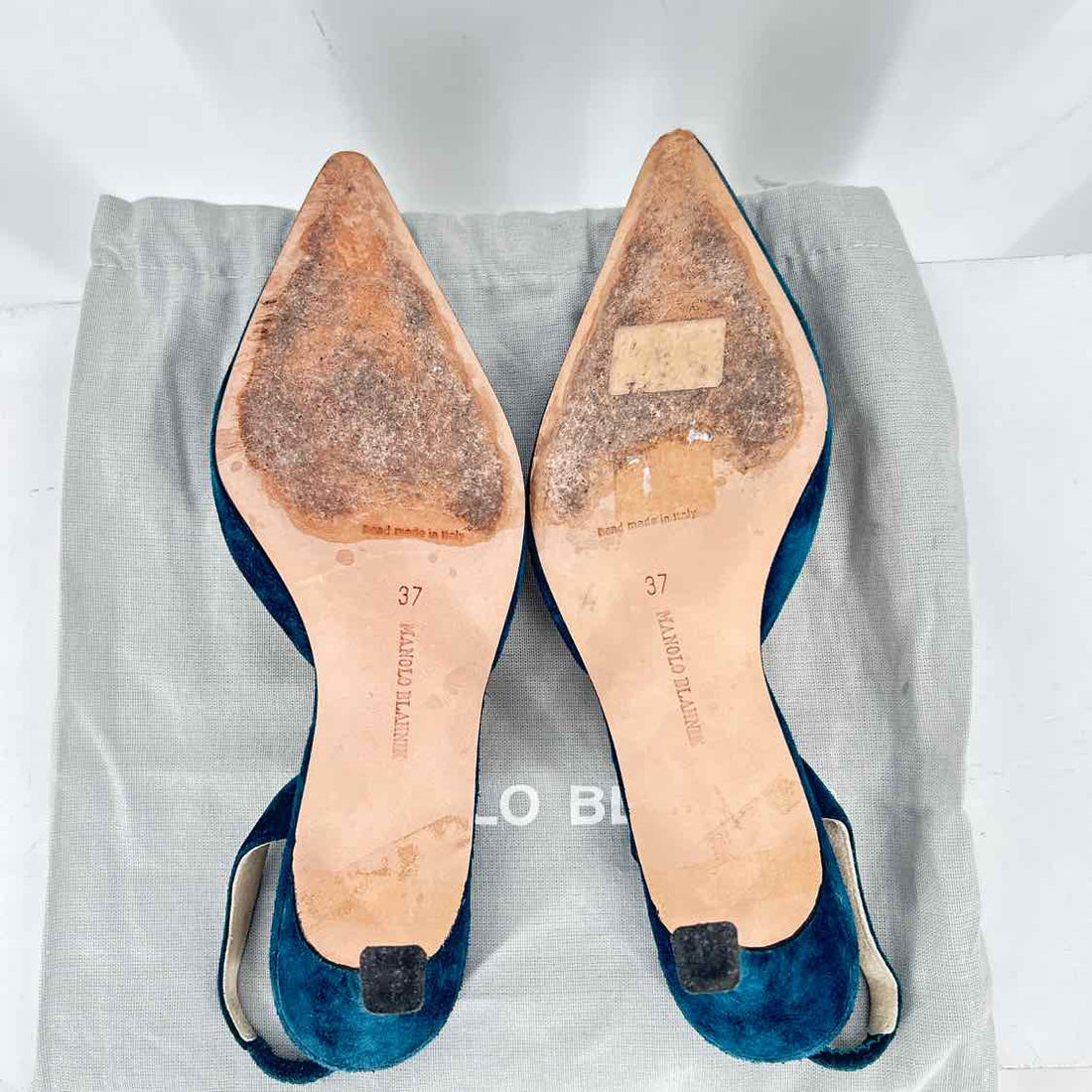 Manolo Blahnik Women Size 37 Blue Suede LUXURY