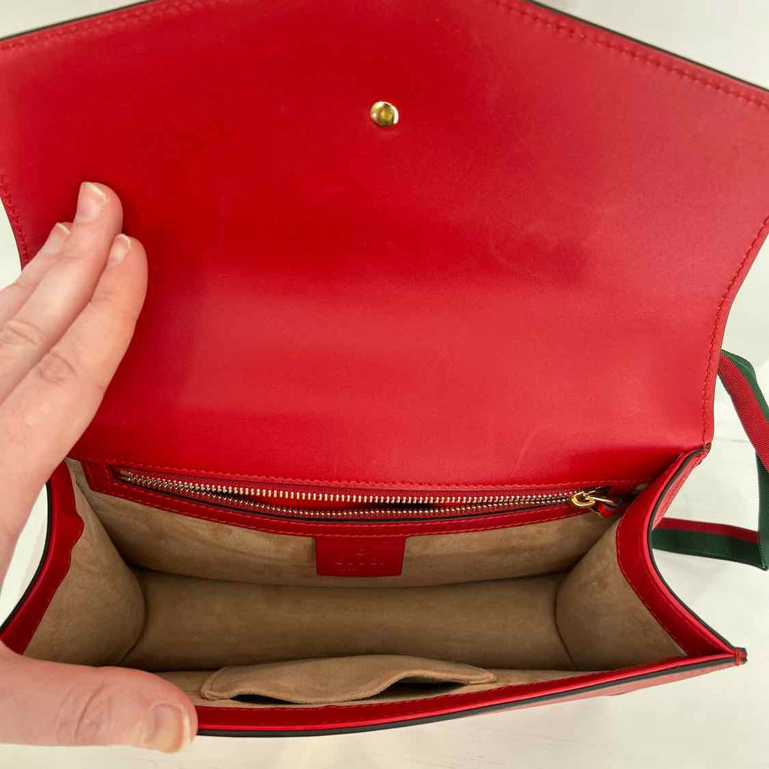 Gucci Sylvie Red Leather Shoulder Purse LUXURY