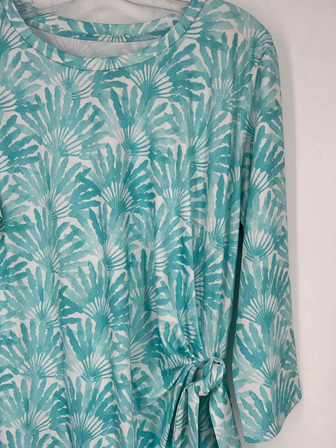 Vineyard Vines Performance Size XL Aqua & White Print Long Sleeve Dress