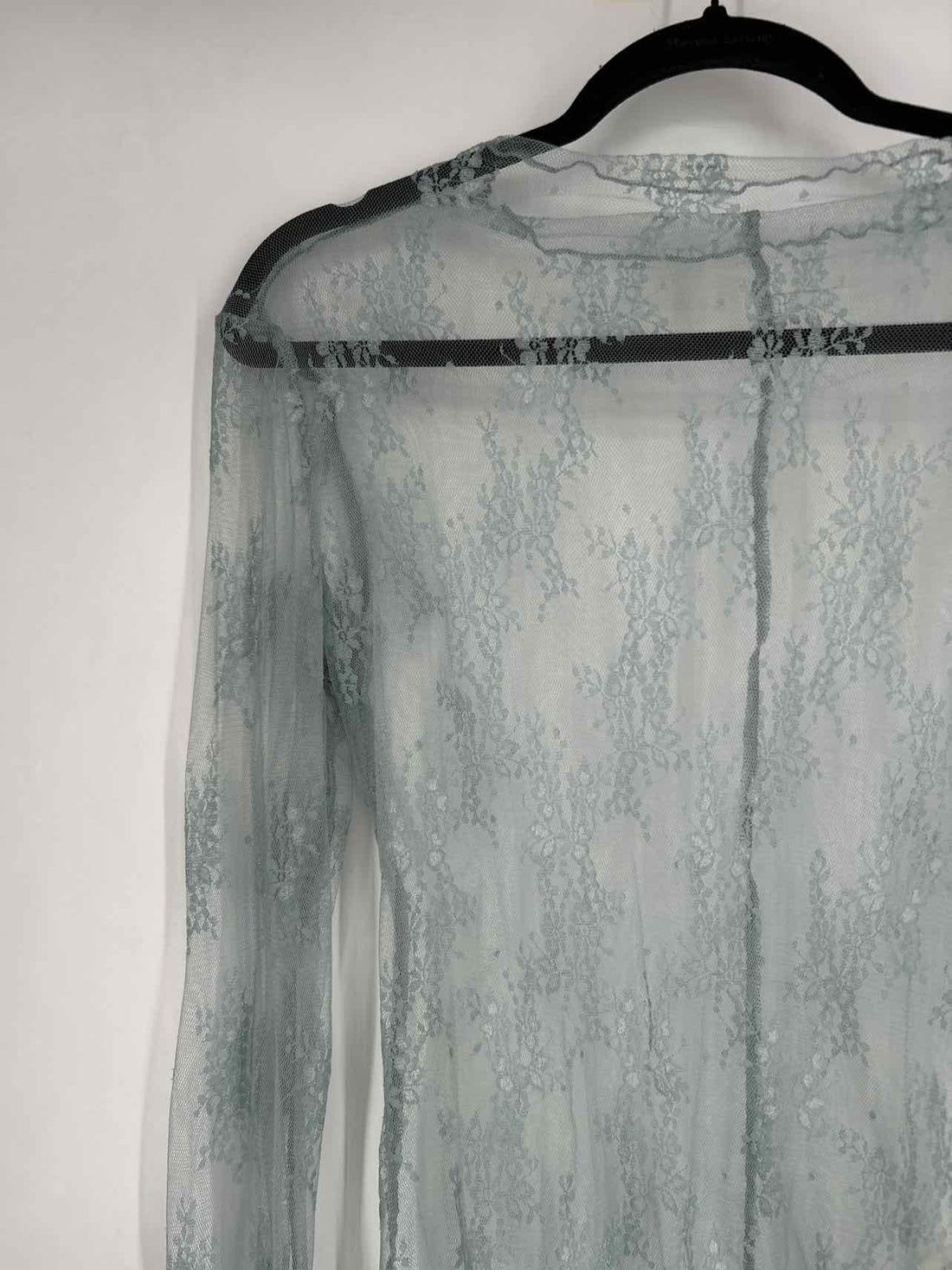 Lyn Burches Size S Light Blue Lace Long Sleeve