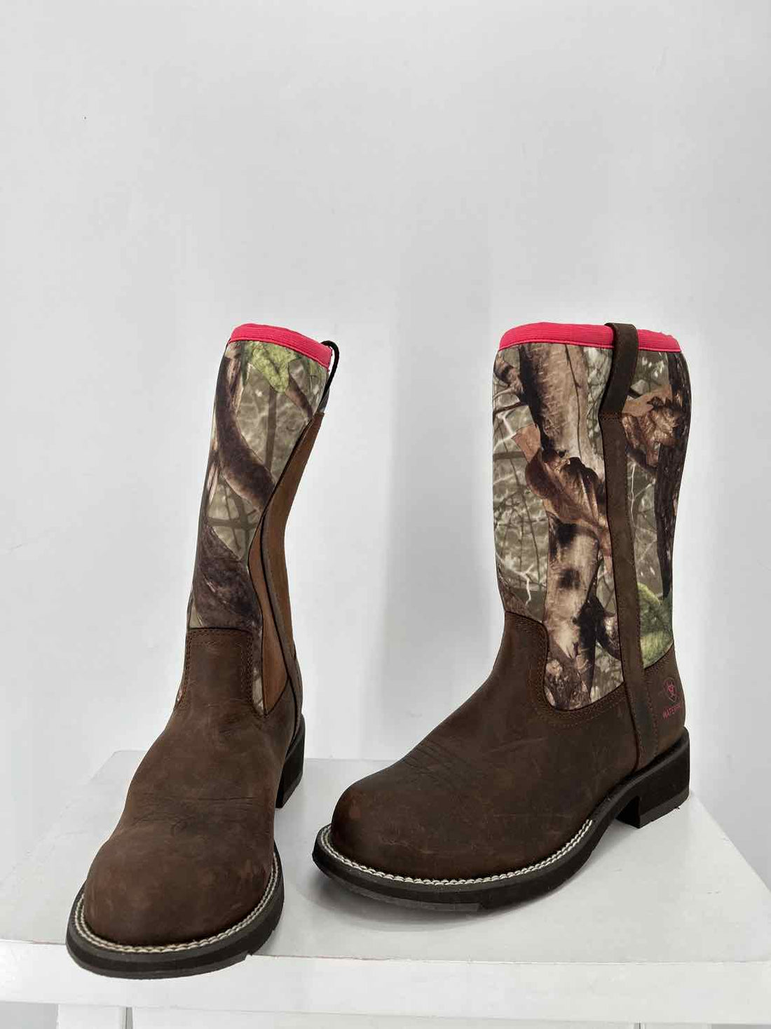 Ariat Women Size 9 Camo Mid Calf Boot