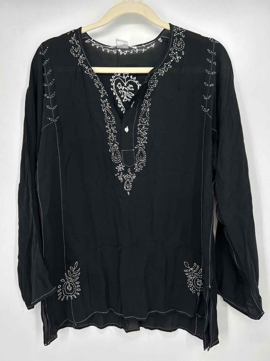 White House Black Market Size M Black Silk 100% Long Sleeve