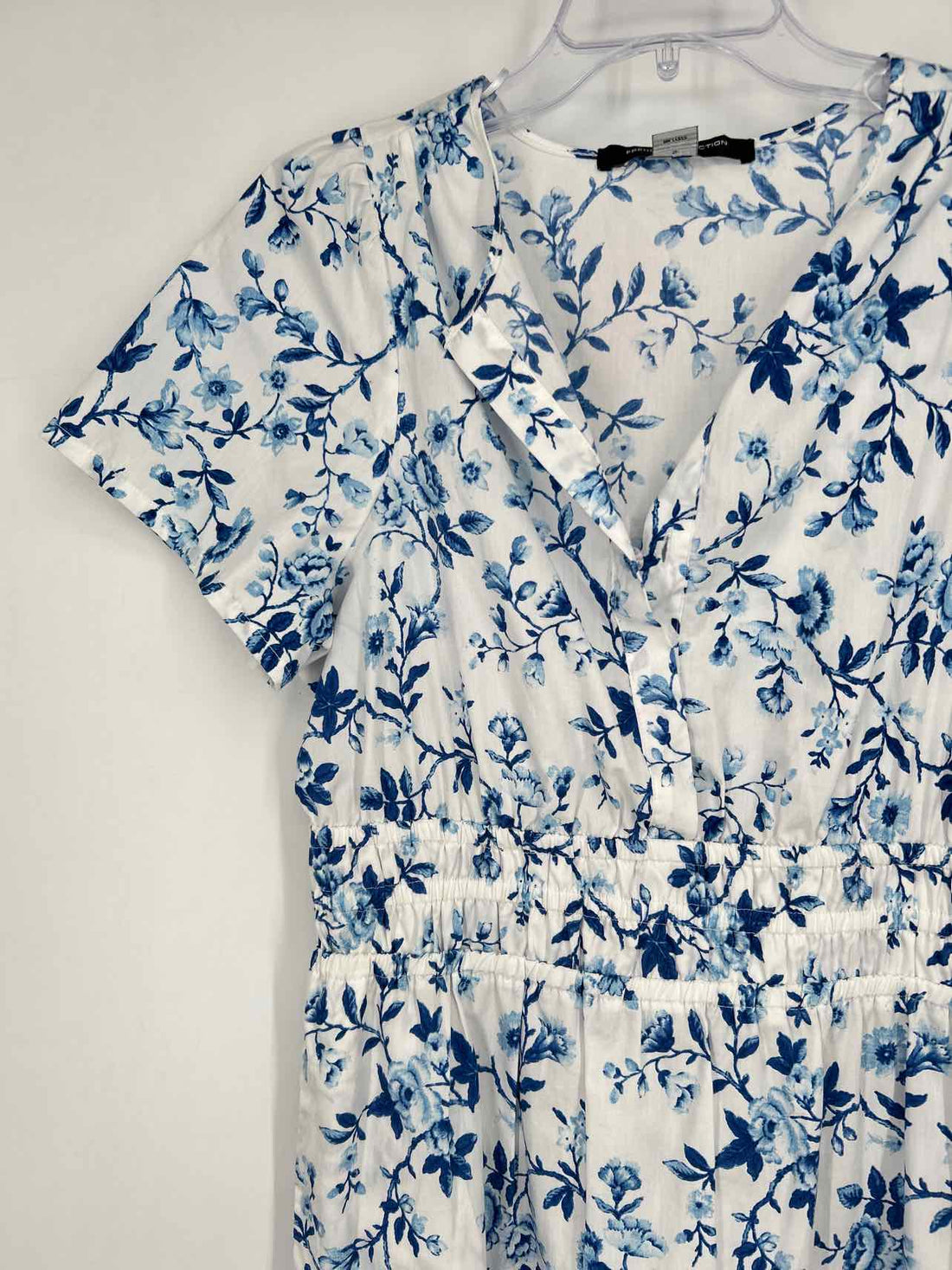 French Connection Size S White & Blue Floral Short Sleeve Dress