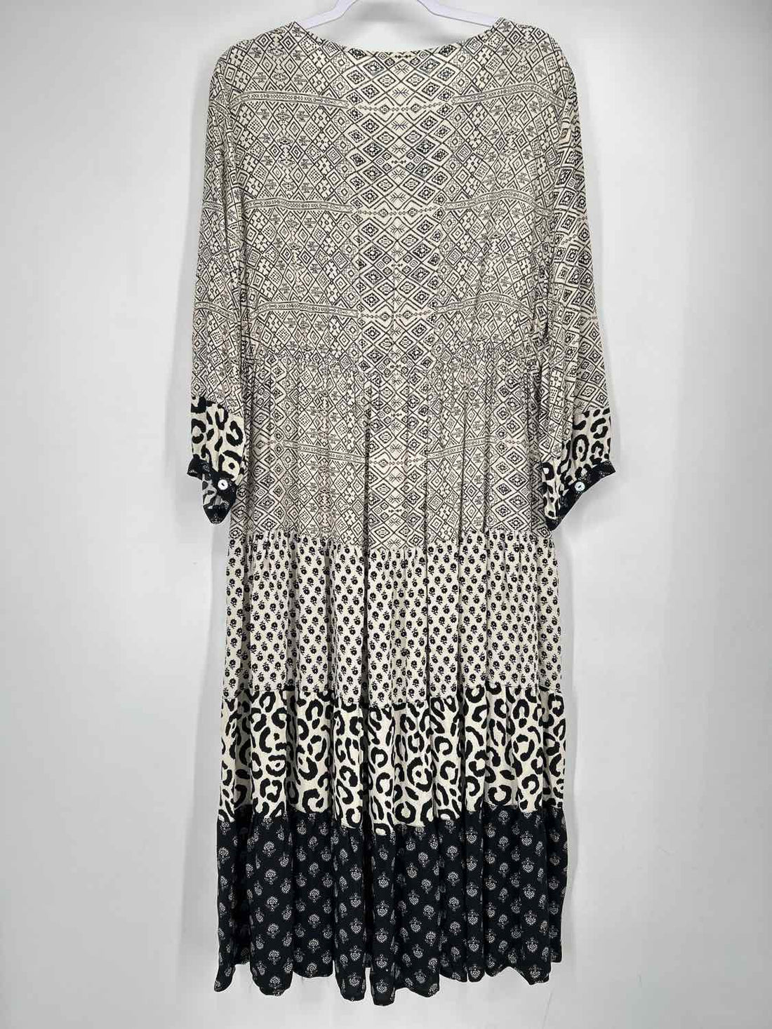 John Mark Size M White & Black Print Embroidered Long Sleeve Dress