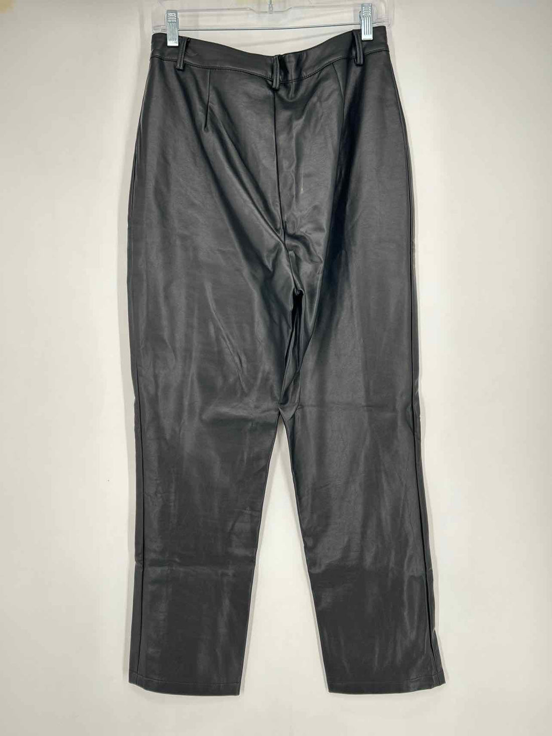 Gilli Size M Black Faux Leather Pants