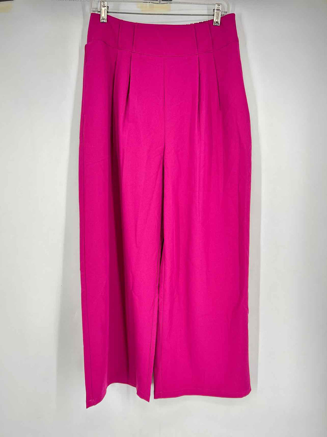 Band of the Free Size L Fuschia NWT Pants