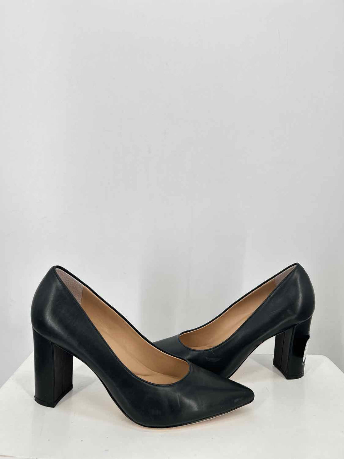 Antonio Melani Women Size 8 Navy Heels