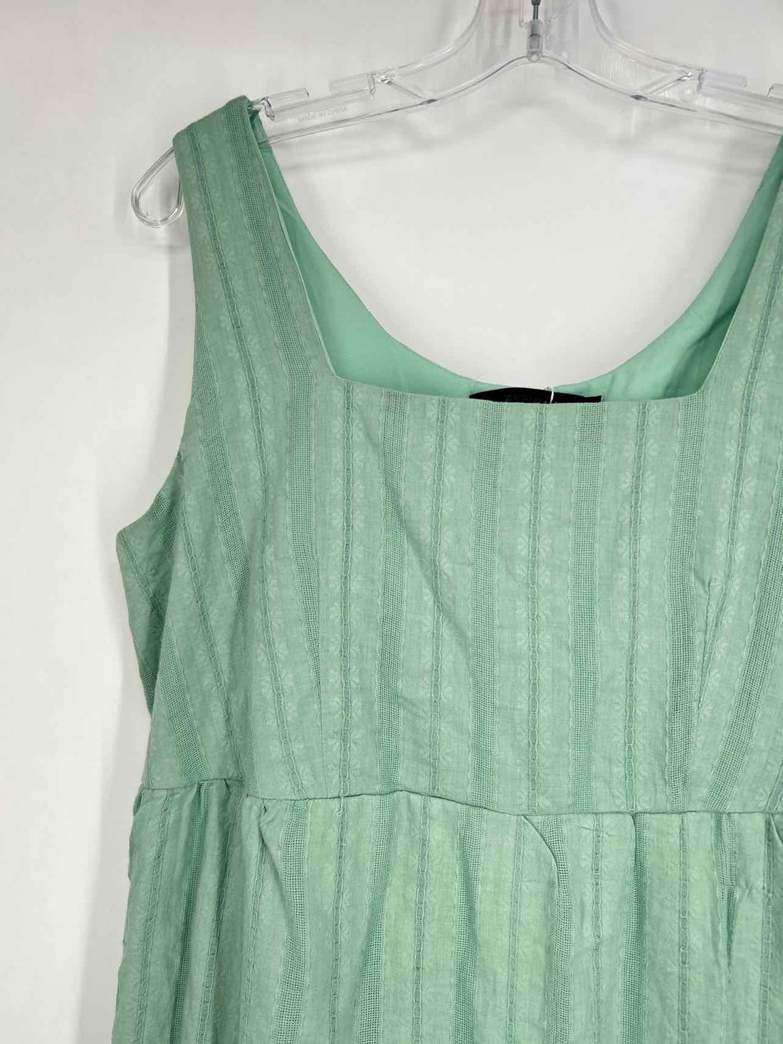 Zesica Size L Mint Green NWT Dress