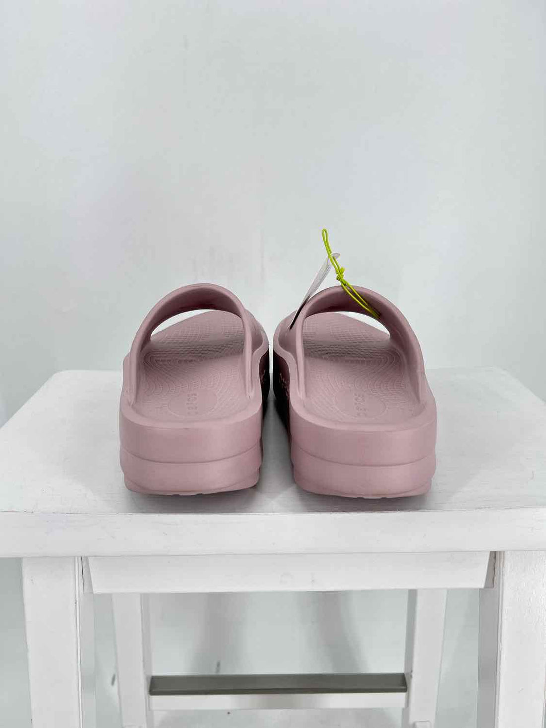 Oofos Women Size 9 Dusty Lilac NWT Oomega Ooahh Sandals