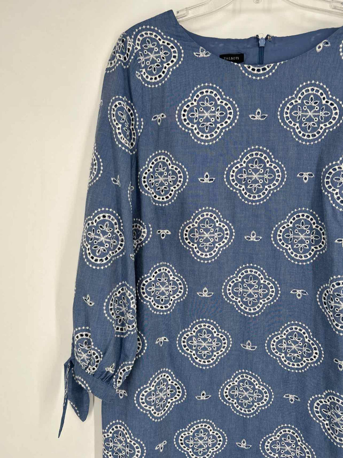 Talbots Size 16 Chambray & White Eyelet Long Sleeve Dress