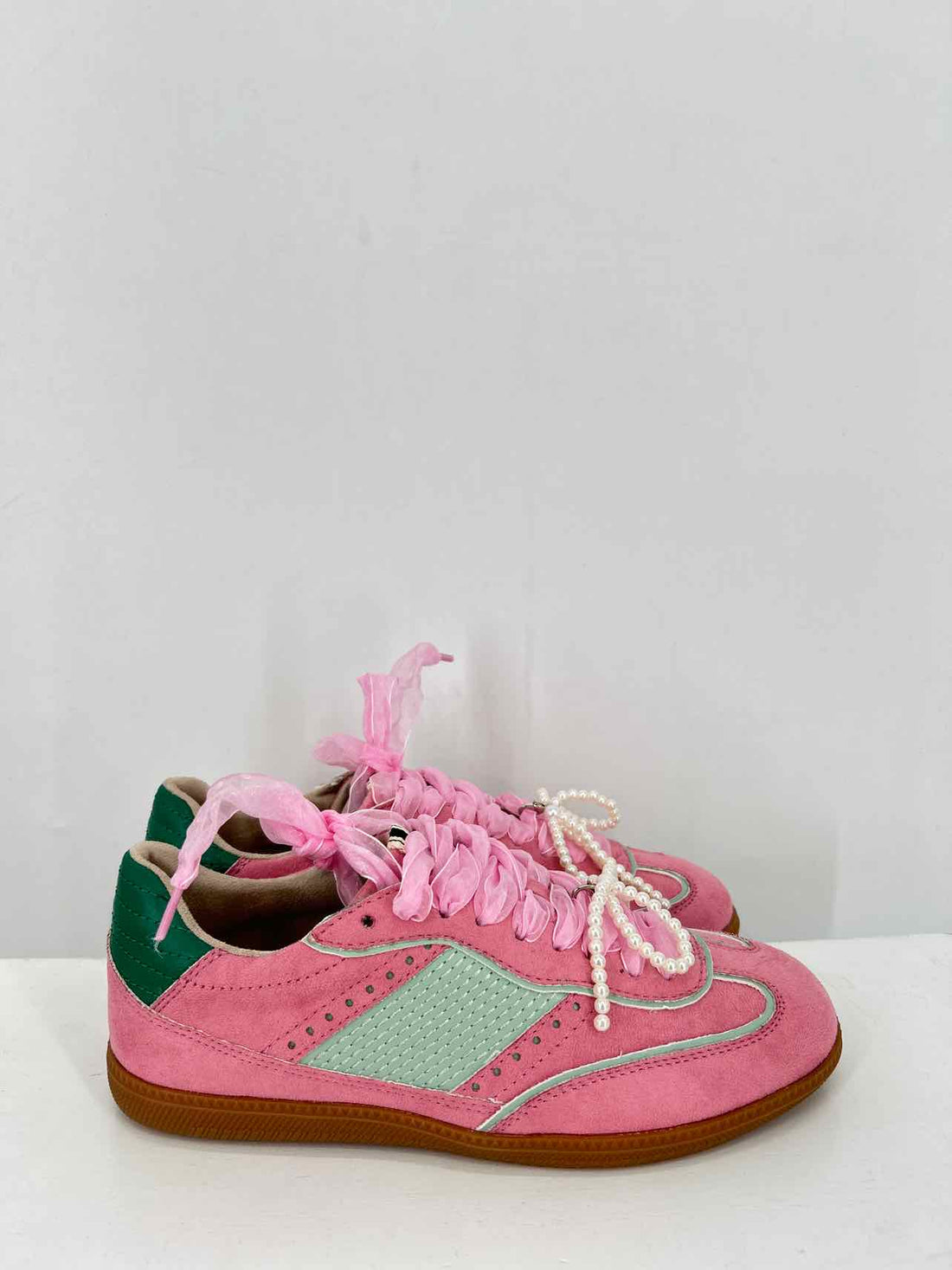 Shu Shop Women Size 6 Pink New Sneakers