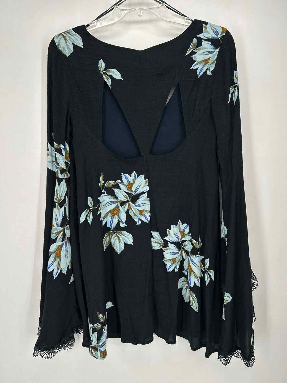 Free People Size XS Black Floral Long Sleeve Dress