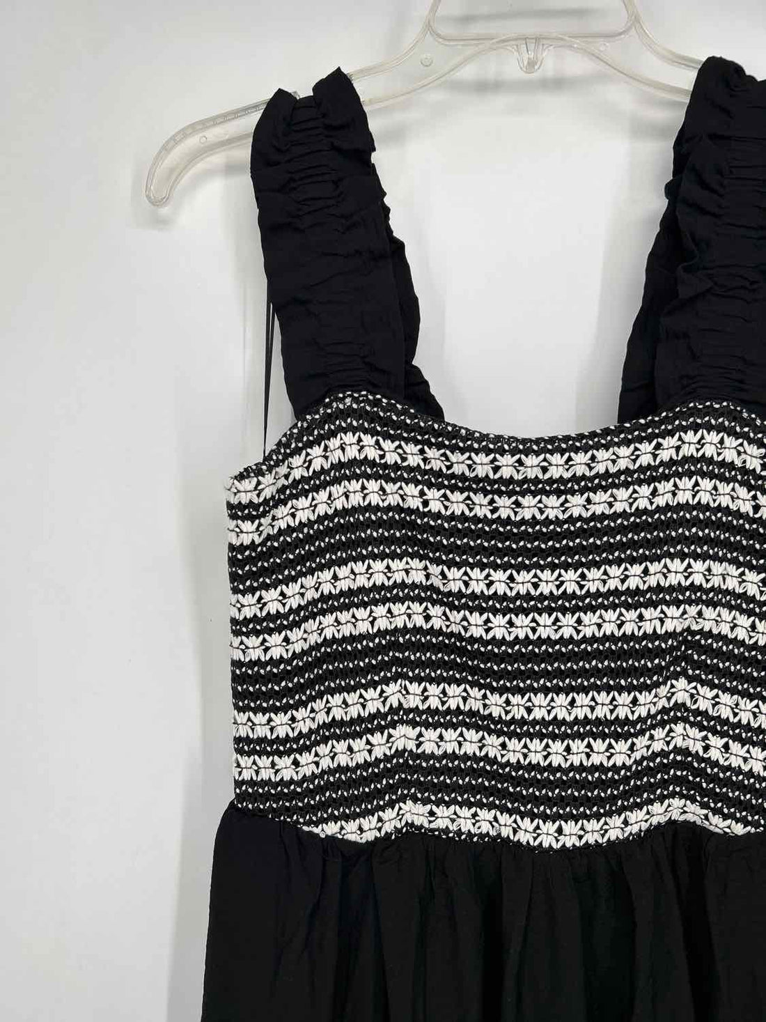 Draper James Size M Black & White Sleeveless Dress