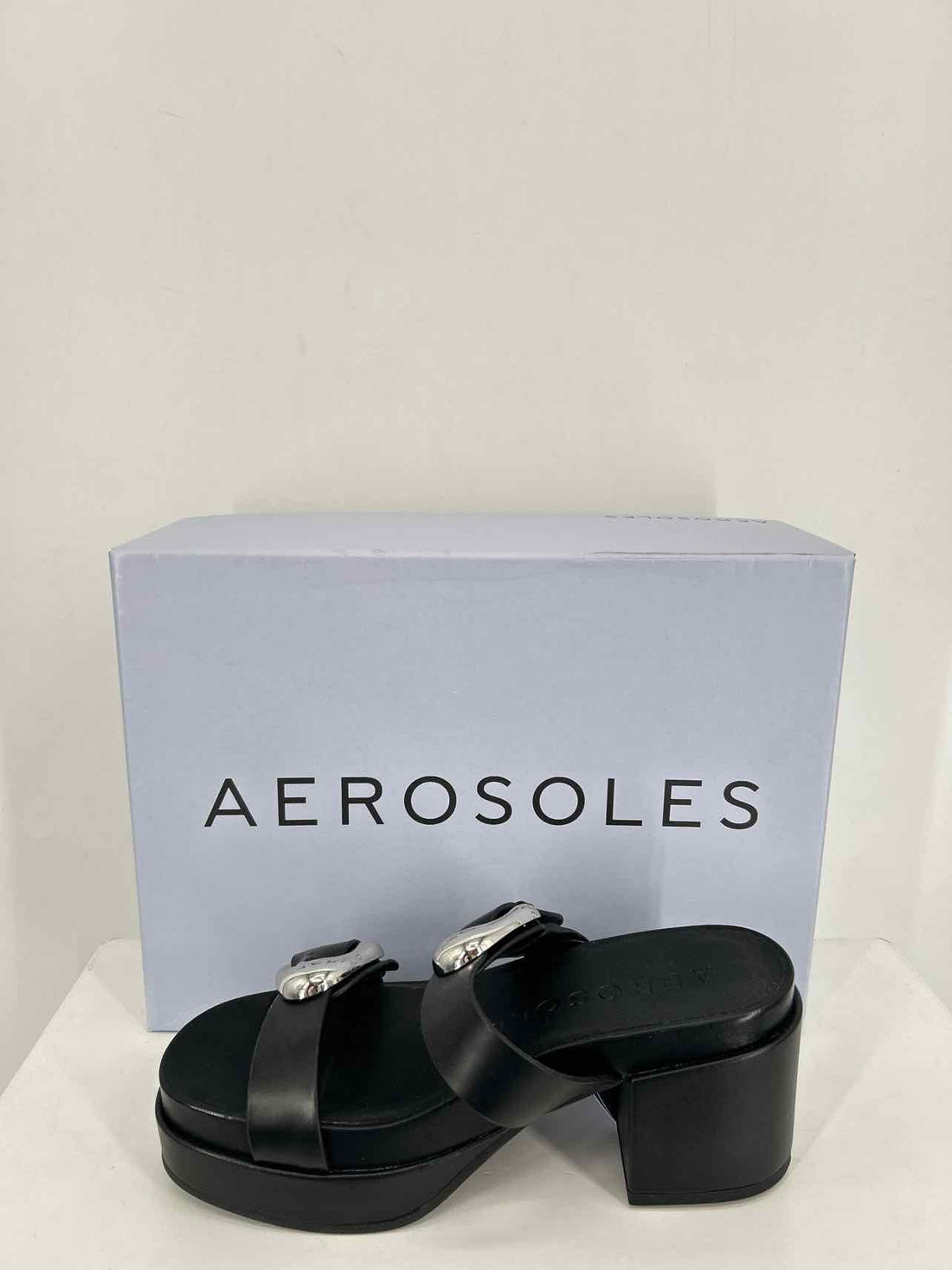 Aerosoles Women Size 6.5 Black New In Box Leather Sandals