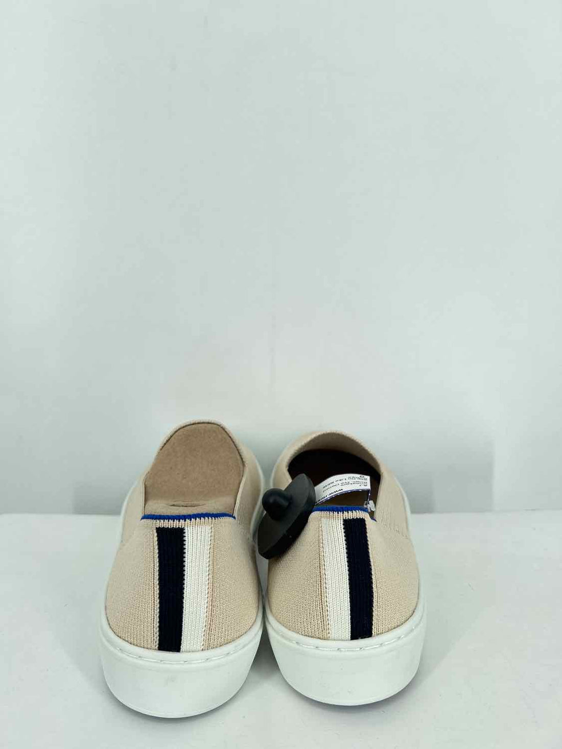 Rothys Women Size 9 Beige Sneakers