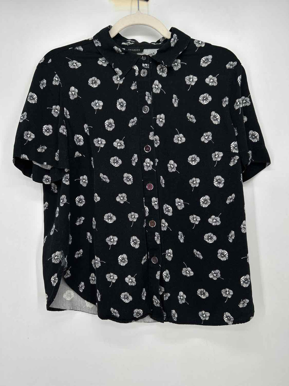 Talbots Size M Black & White Floral Short Sleeve