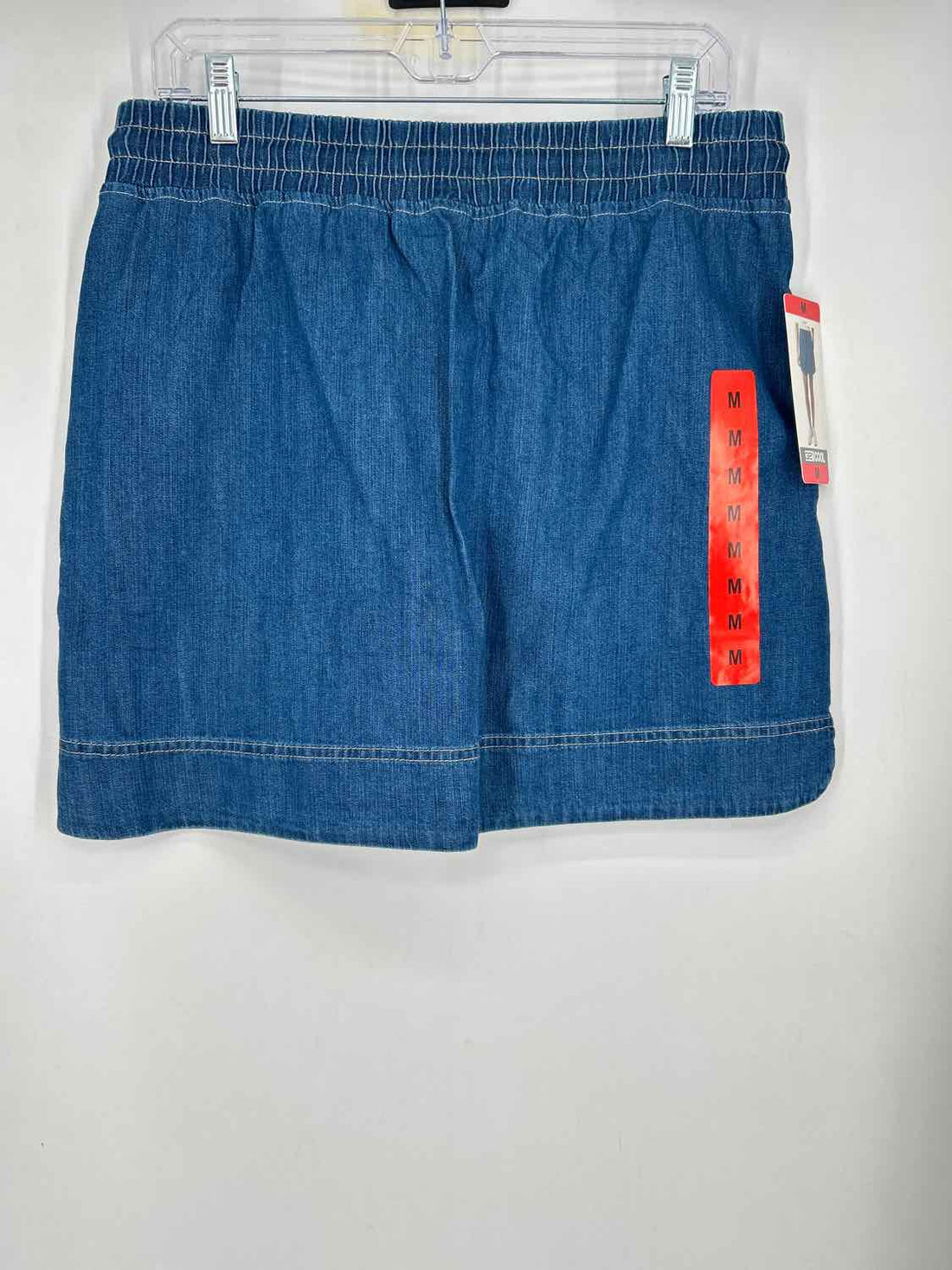 32 Cool Size M Denim NWT Skort
