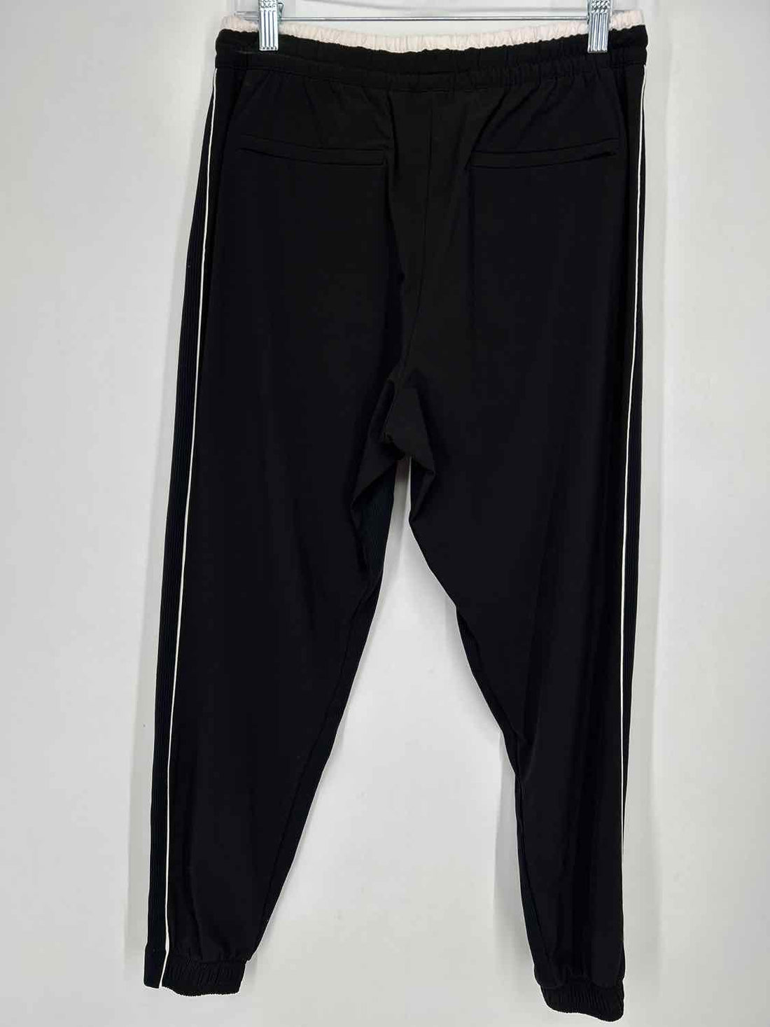 Athleta Size 8 Black Active Pants