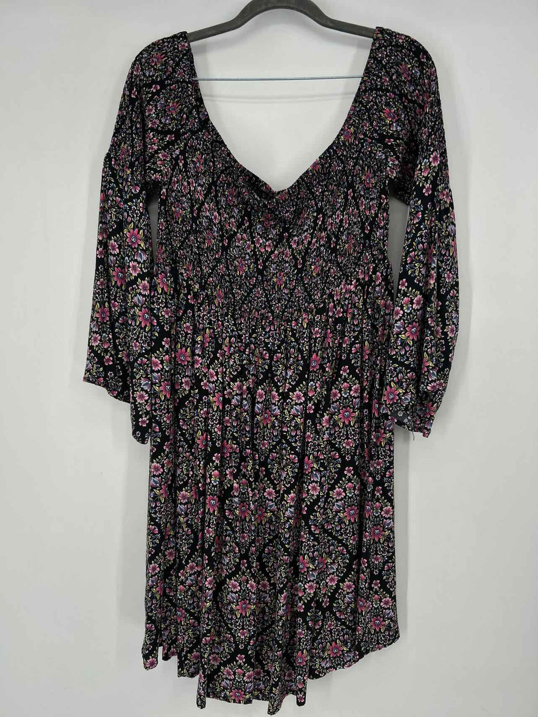 Torrid Size 1X Black Floral Long Sleeve Dress