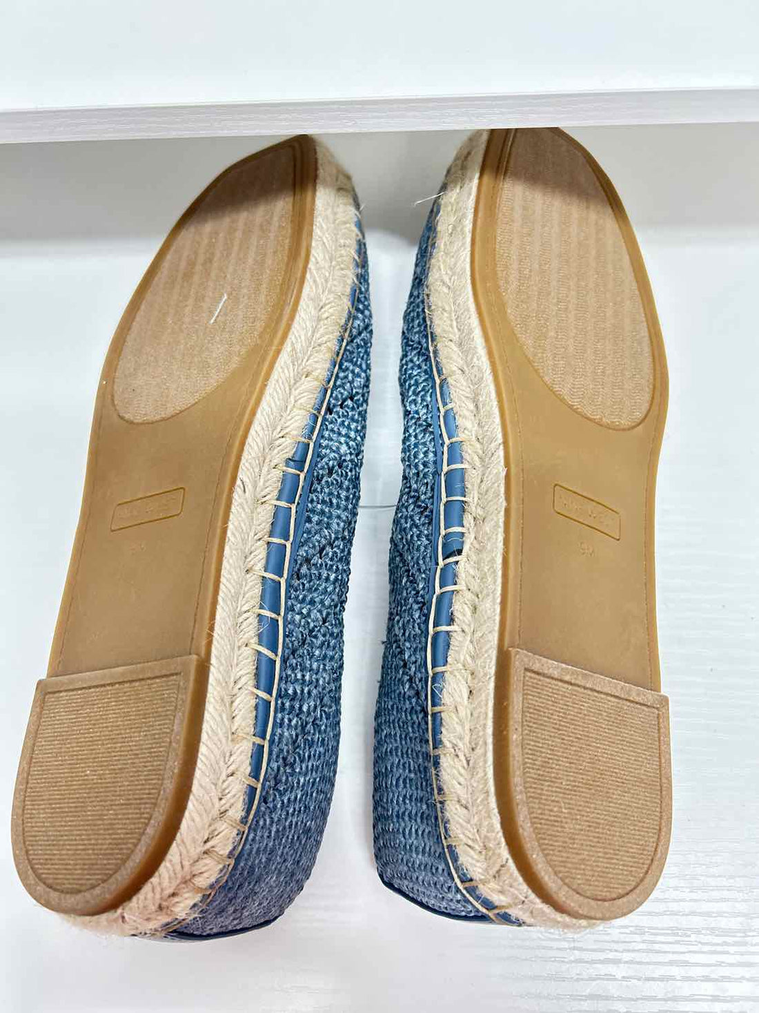 Nine West Women Size 9 Blue Espadrilles