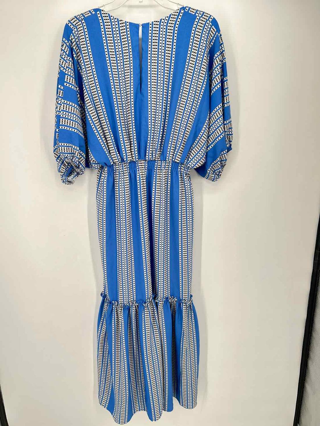 Taylor Size 8 Blue & White Print Short Sleeve Dress