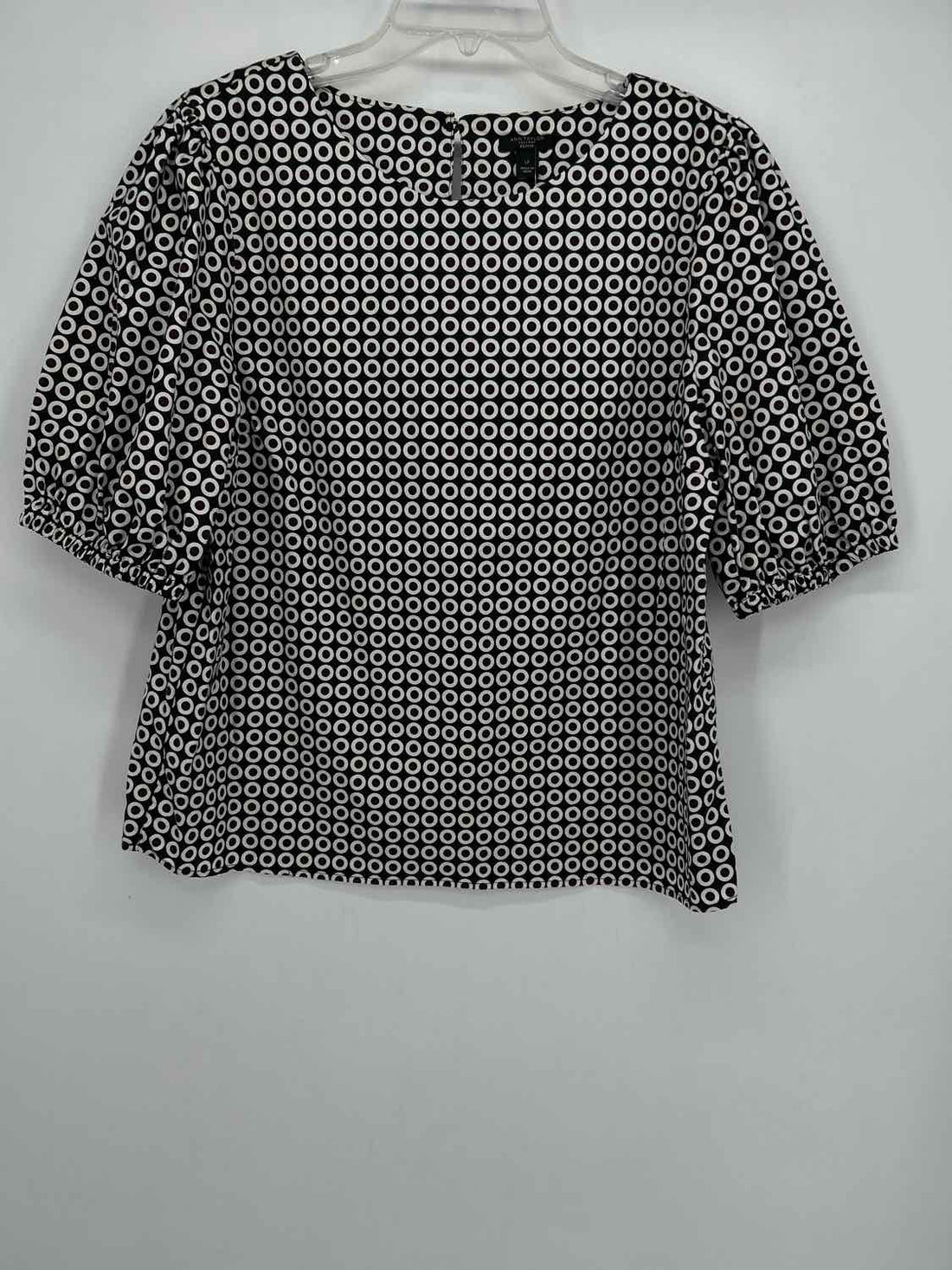 Ann Taylor Size LP Black & White Print Short Sleeve
