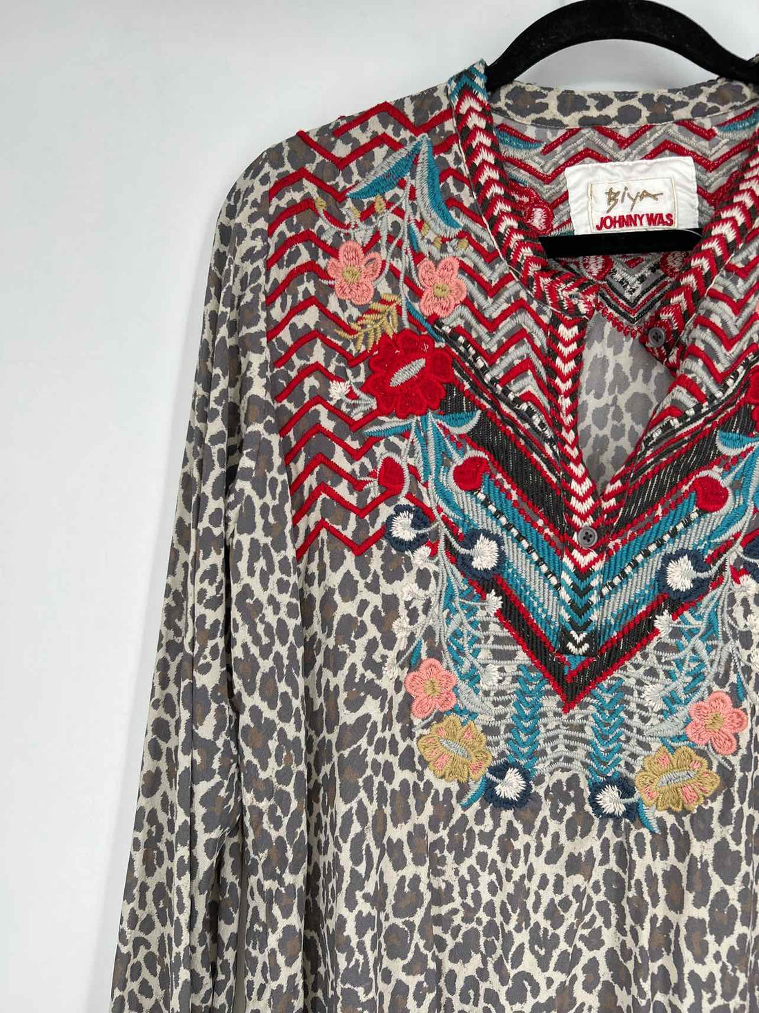Johnny Was Size S leopard print Embroidered Long Sleeve