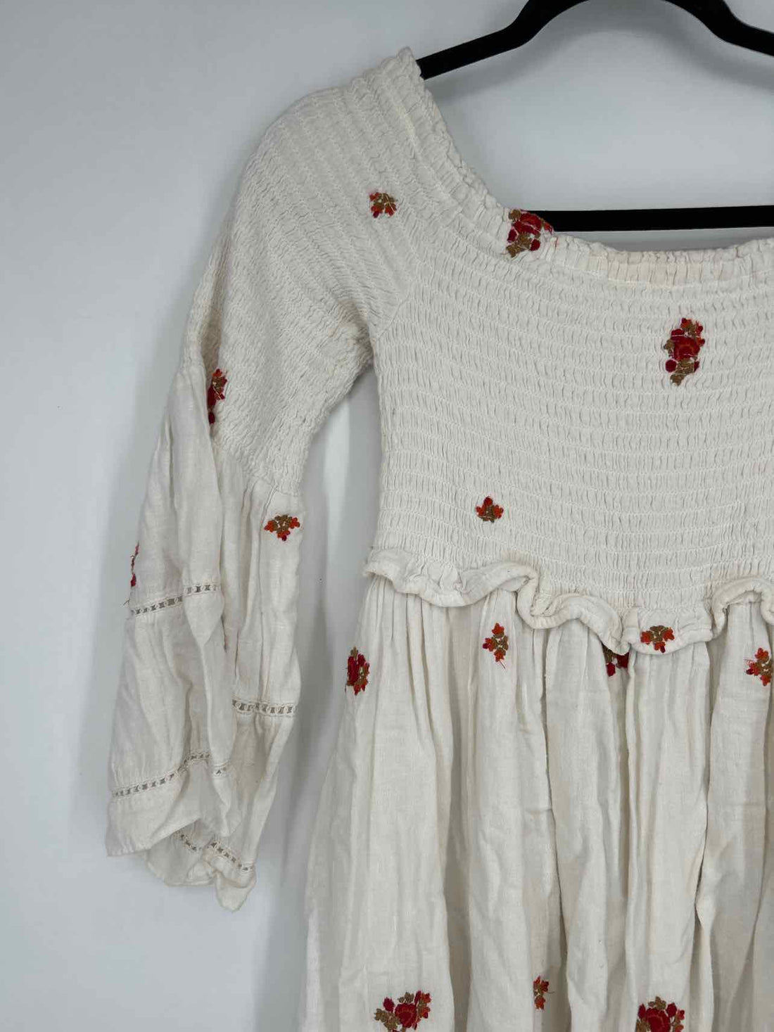 Free People Size M White Embroidered Dress