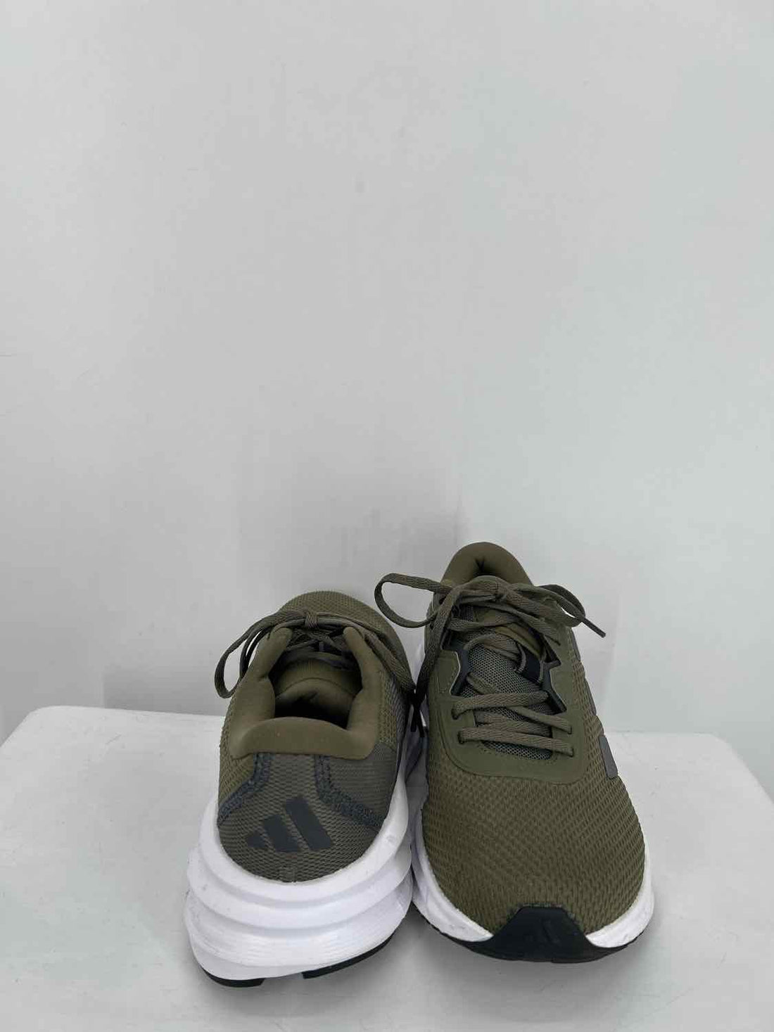 Adidas Women Size 7 Olive Sneakers