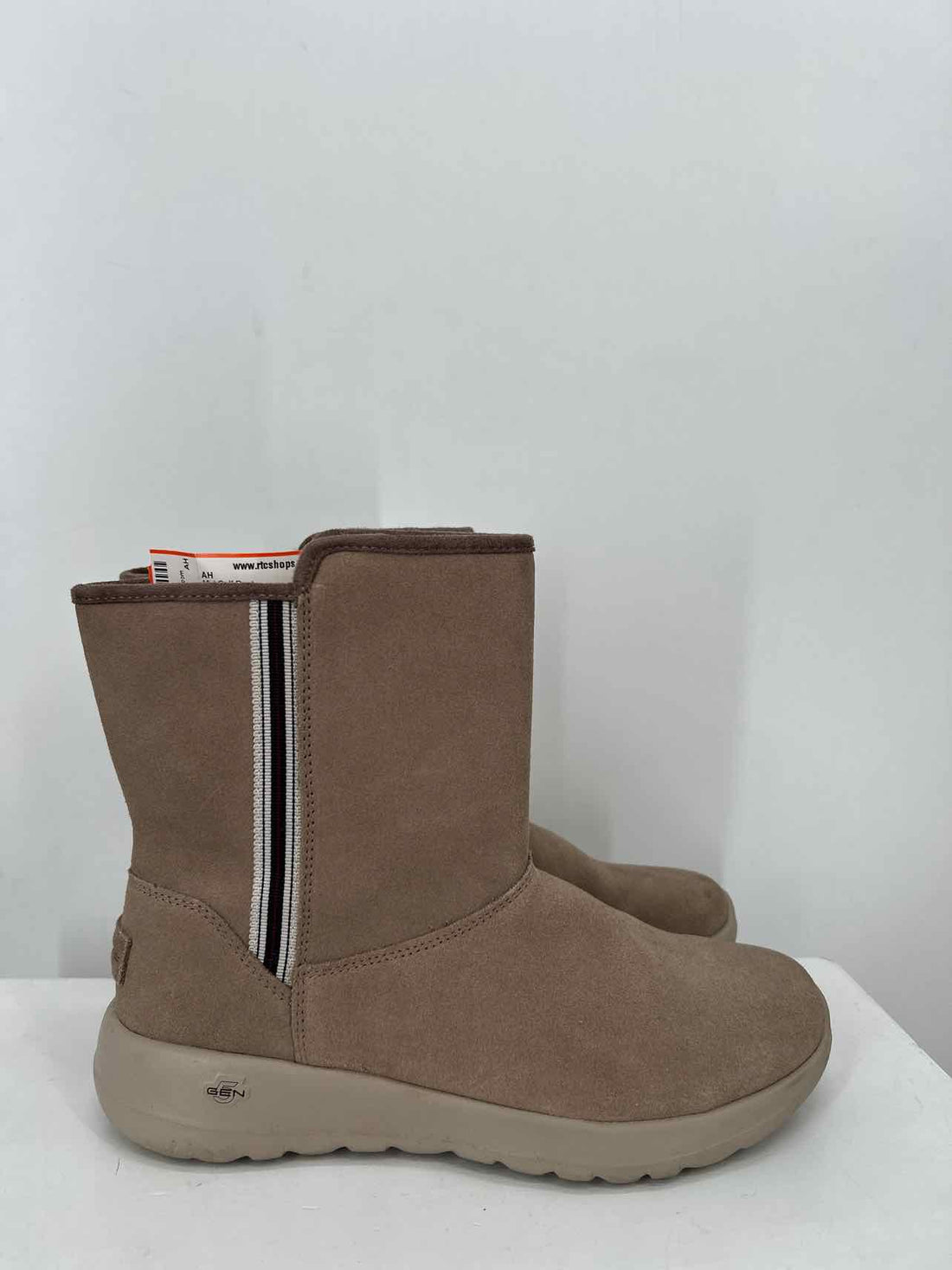 Skechers Women Size 8.5 Taupe Mid Calf Boot