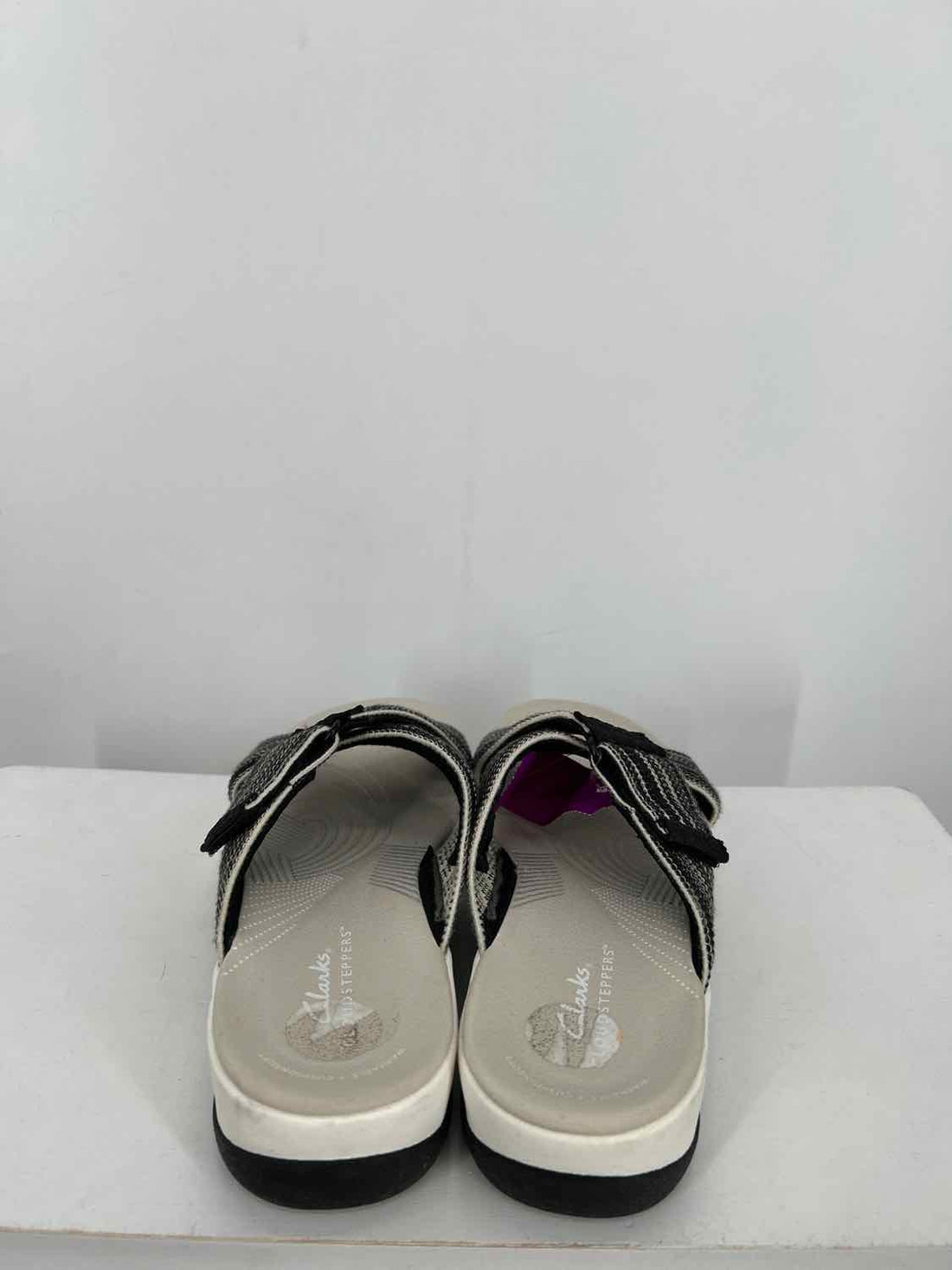 Clarks Women Size 7 Black & White Sandals